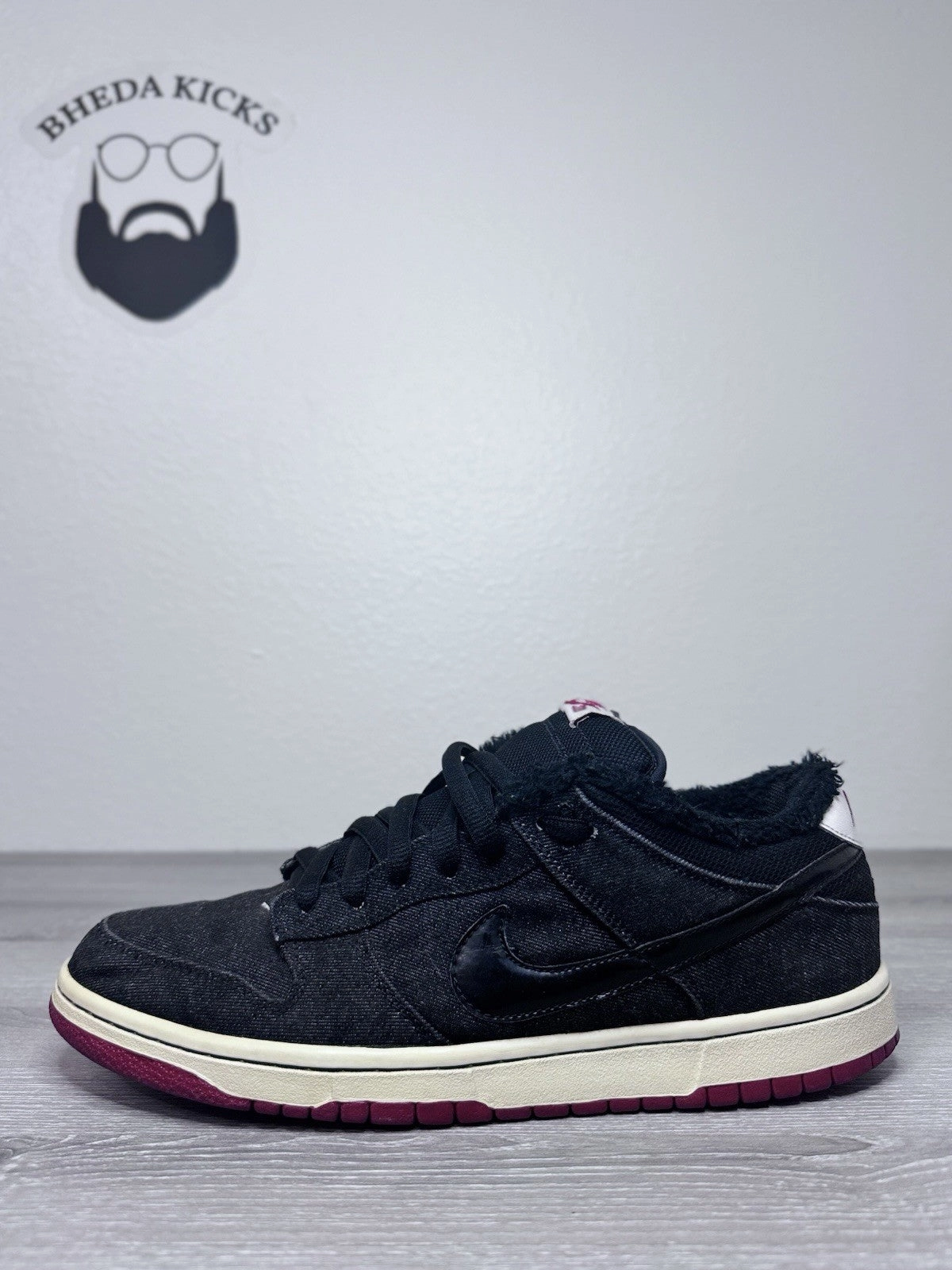 Size 11 - Nike Dunk Premium SB Low Larry Perkins 314170-007 Preowned Og Asics Turbo Shoes