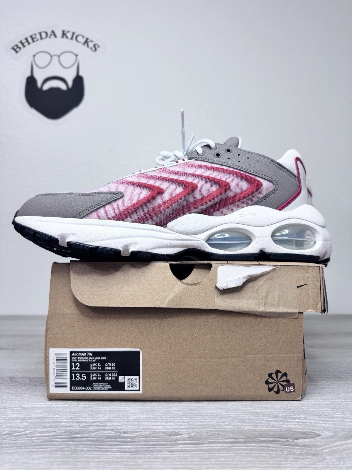 Running Shoes Asics Gel Kayano Size 12 - Nike Air Max TW Bone Red Clay DQ3984-002 Preowned Authentic