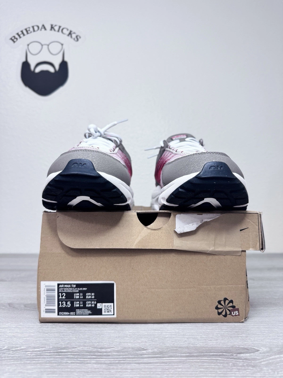 Size 12 - Nike Air Max TW Bone Red Clay DQ3984-002 Preowned Authentic Asics Running Shoes Ortholite