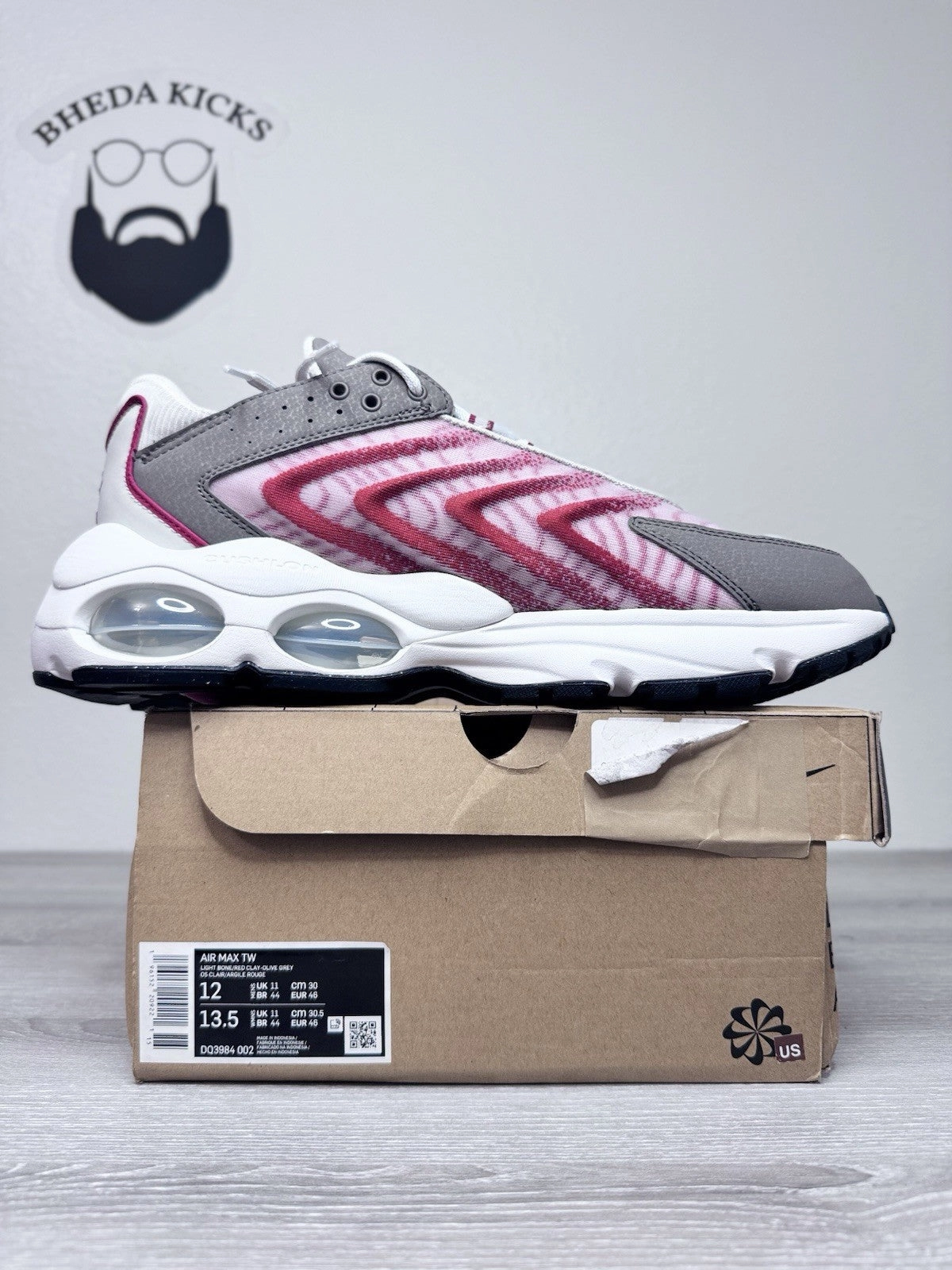 Asics Wrestling Shoes Matflex 5 Size 12 - Nike Air Max TW Bone Red Clay DQ3984-002 Preowned Authentic