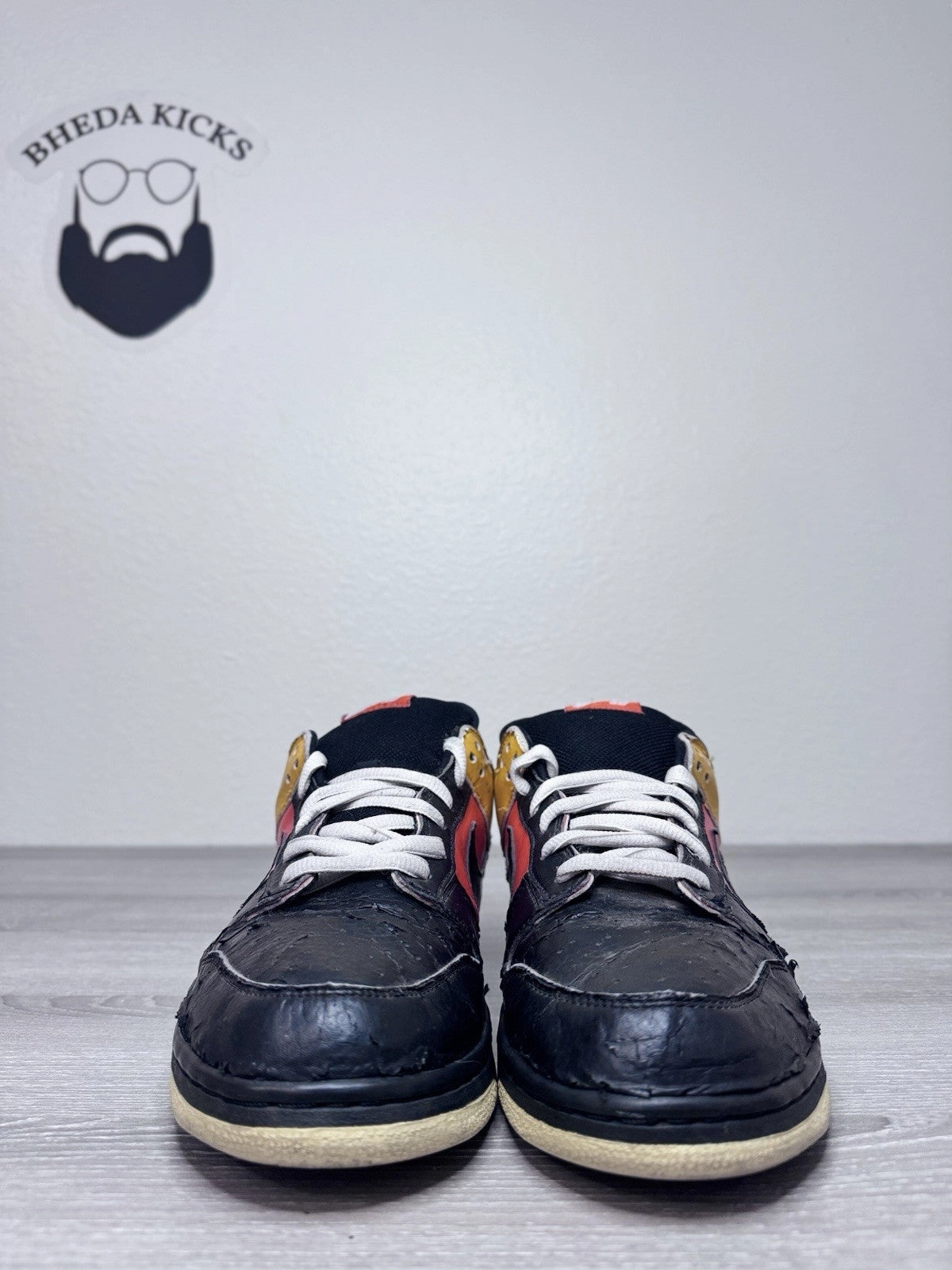 Cheap Asic Shoes Size 12 - Nike Dunk Low Pro Sb Raygun 304292-803 Preowned Authentic Vintage