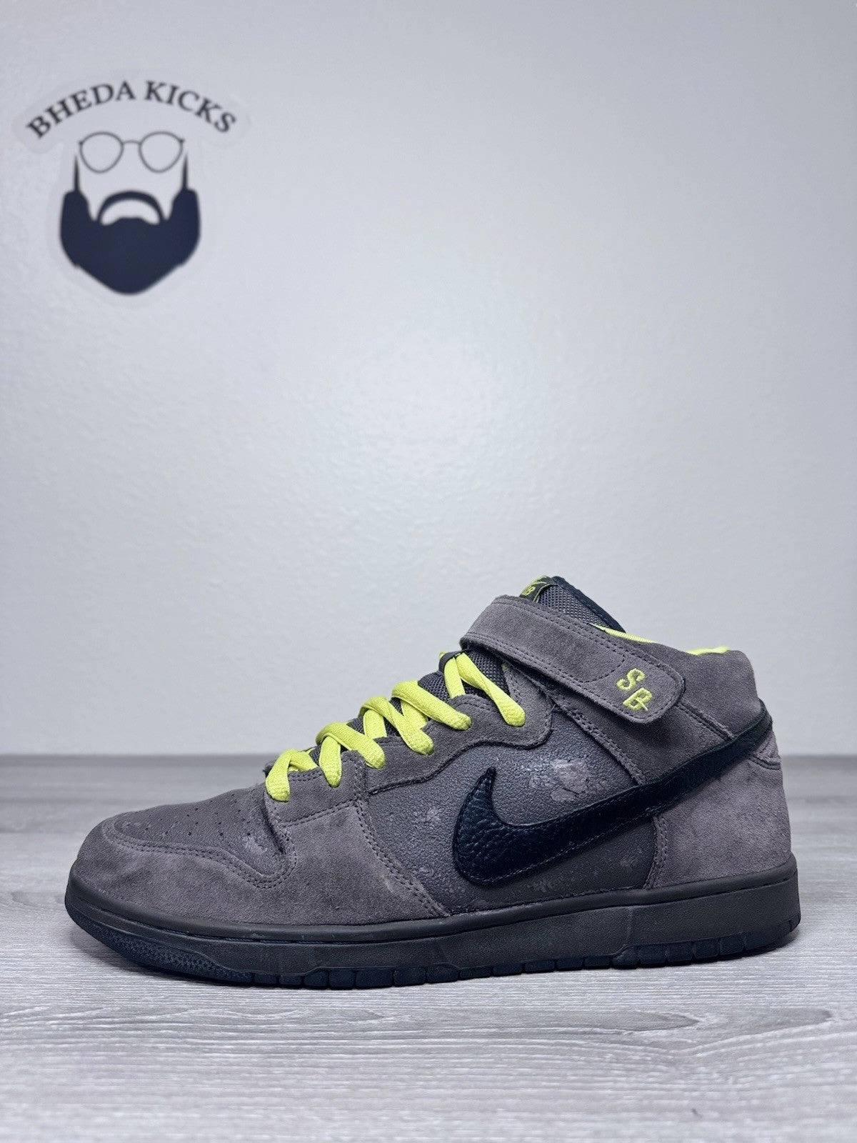 Size 12 - Nike Dunk Pro SB Mid Batman 314383-003 Preowned Authentic Asics Recycled Shoes