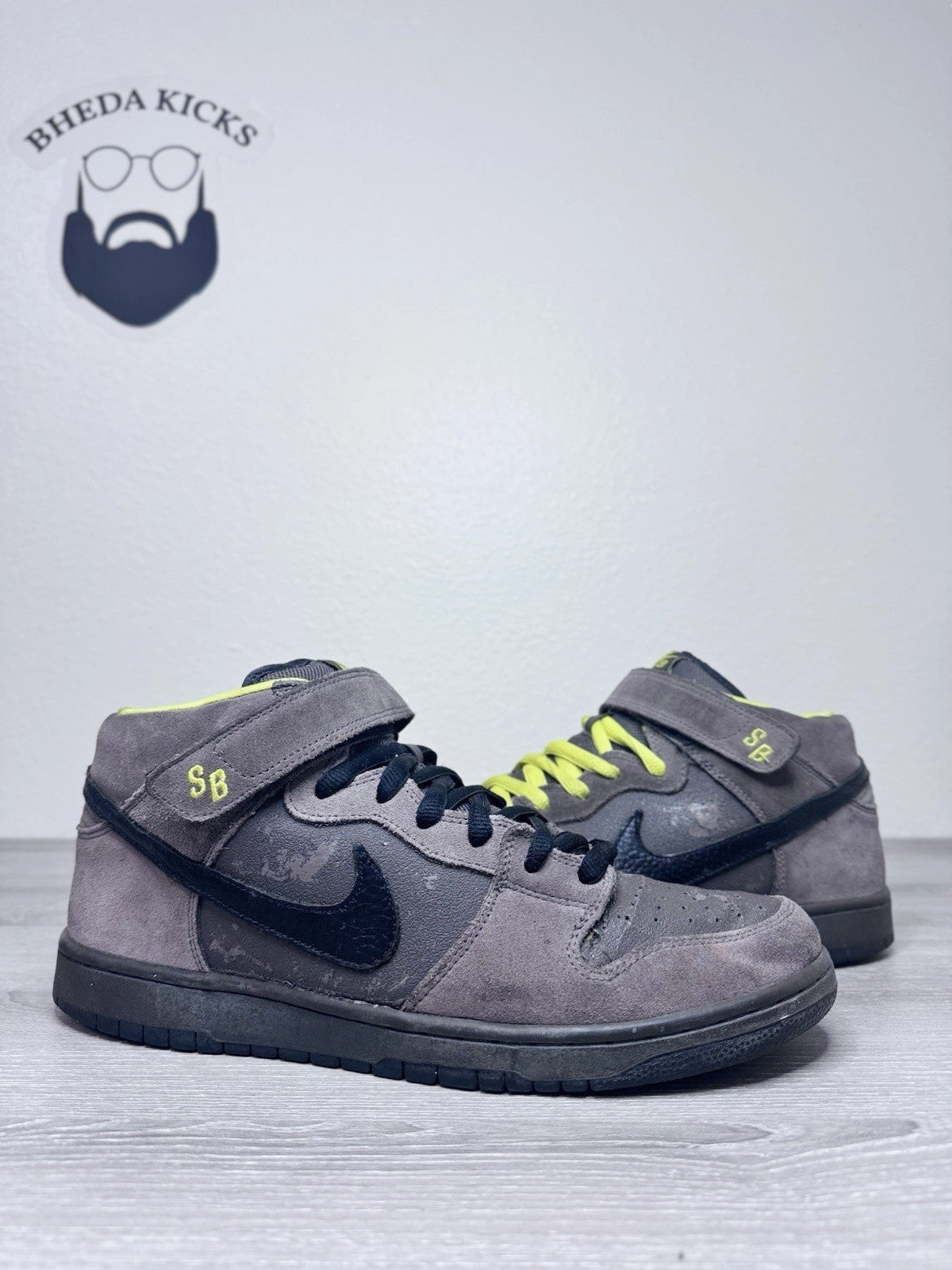 Size 12 - Nike Dunk Pro SB Mid Batman 314383-003 Preowned Authentic Most Cushioned Asics Shoes