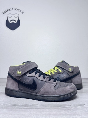 Asics Shoes In Store Size 12 - Nike Dunk Pro SB Mid Batman 314383-003 Preowned Authentic