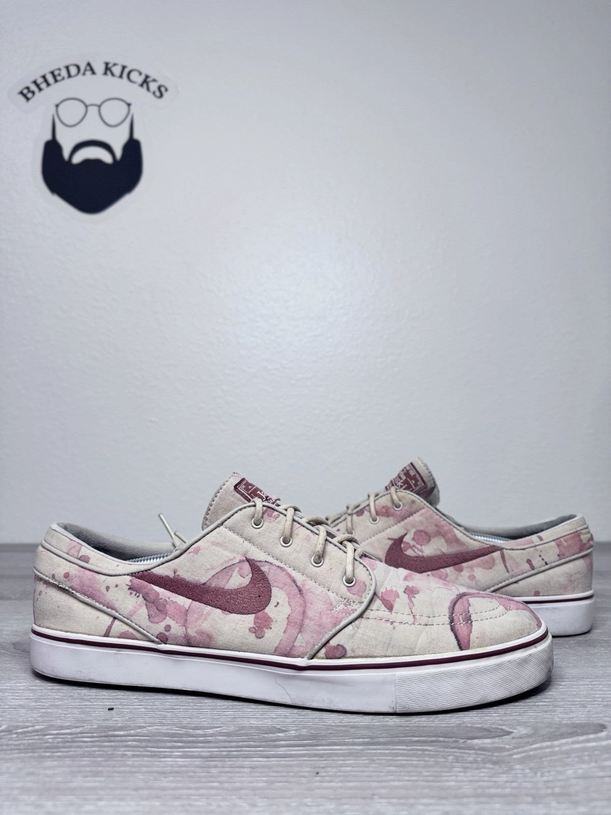 Size 12 - Nike SB Zoom Stefan Janoski Wino Blood Splatter 333824-102 Preowned Asics Shoes Size 16