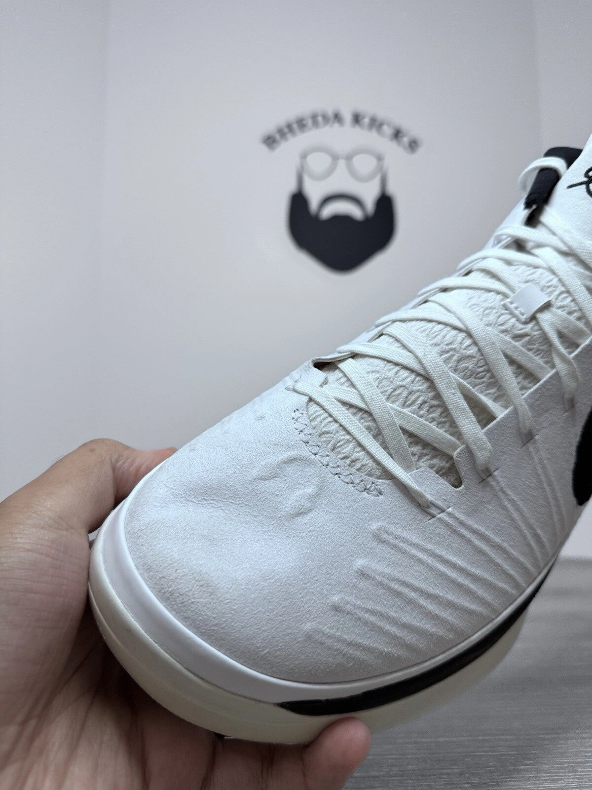 Asics Shoes Onitsuka Size 15 - Nike Kobe A.D. Mid White black Suede (942521-101) Preowned