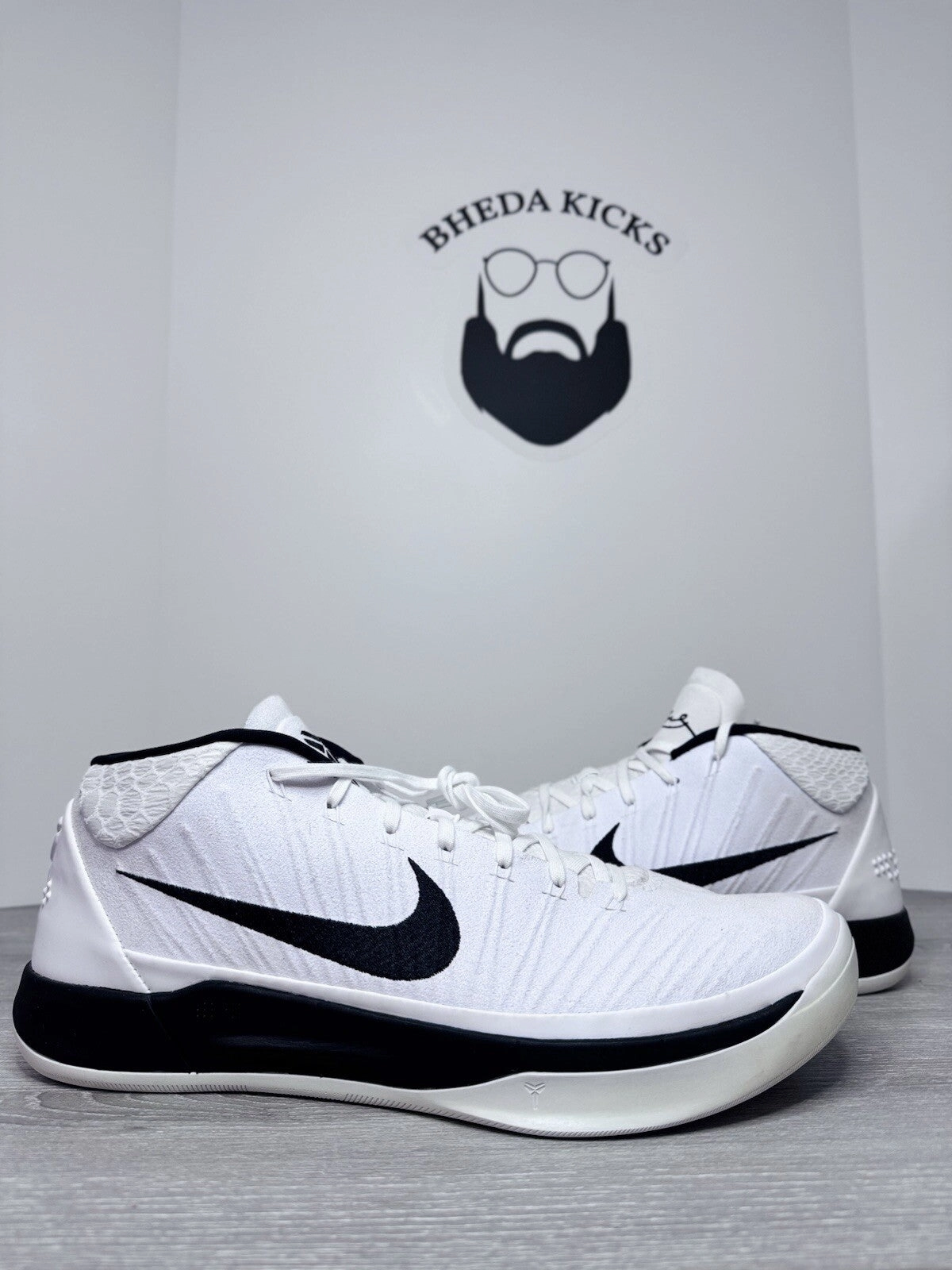 Size 15 - Nike Kobe A.D. Mid White black Suede (942521-101) Preowned Asics Ultimate Ff Hockey Shoes