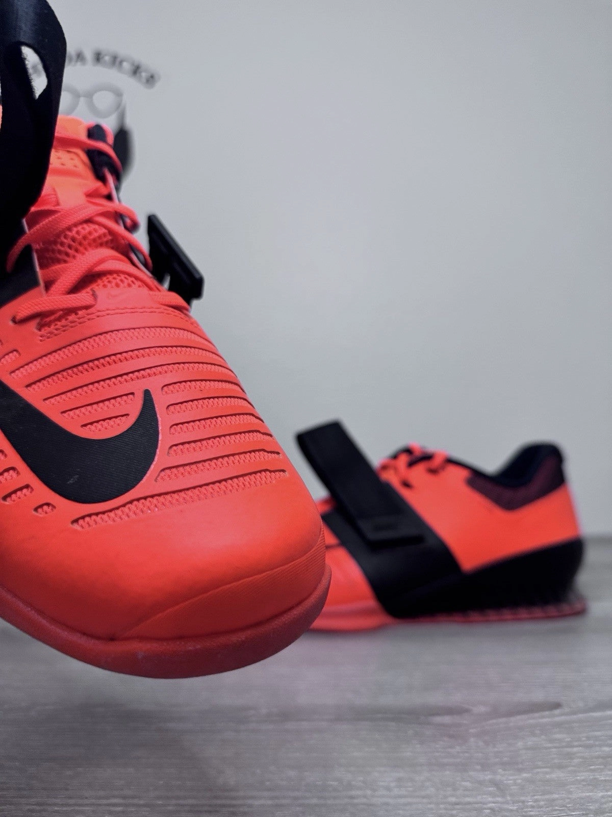 Asics Volleyball Shoes Upcourt 6 Size 15 - Nike Romaleos 3 Hyper Crimson Black (852933-801) Mens Preowned