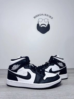 Size 7W - Air Jordan 1 Mid Split Black White Women Size DR0501-101 Preowned Raffia Sneakers
