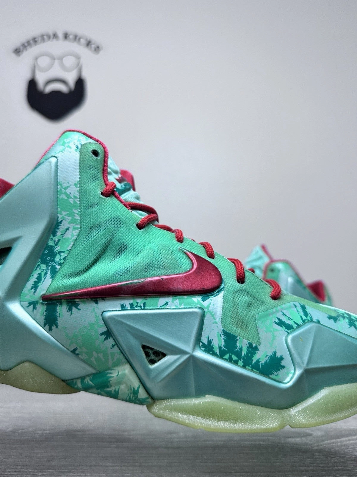 Asics Clearance Shoes Size 7y - Nike LeBron 11 Green Glow Christmas Basketball Shoes 621712-301