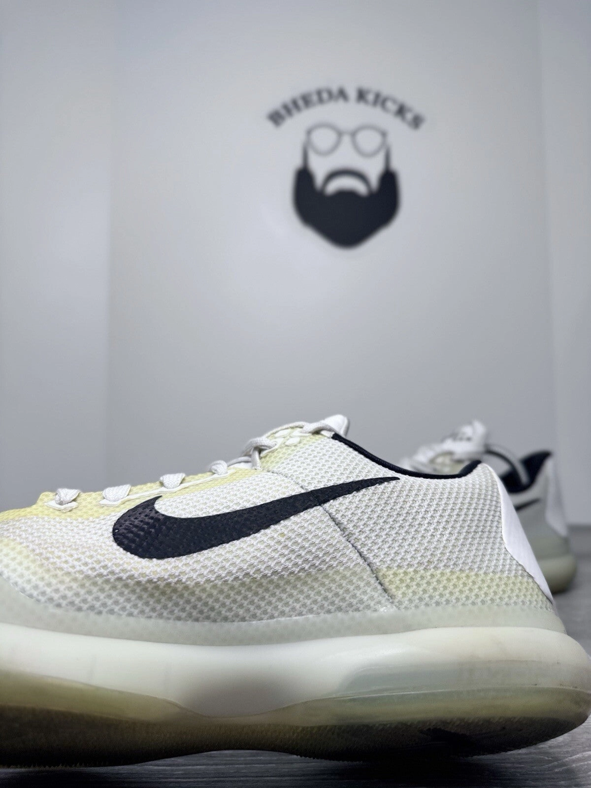 Mexico Asics Shoes Size 9.5 - Nike Kobe 10 Fundamentals 2015 705317-100 Preowned Authentic