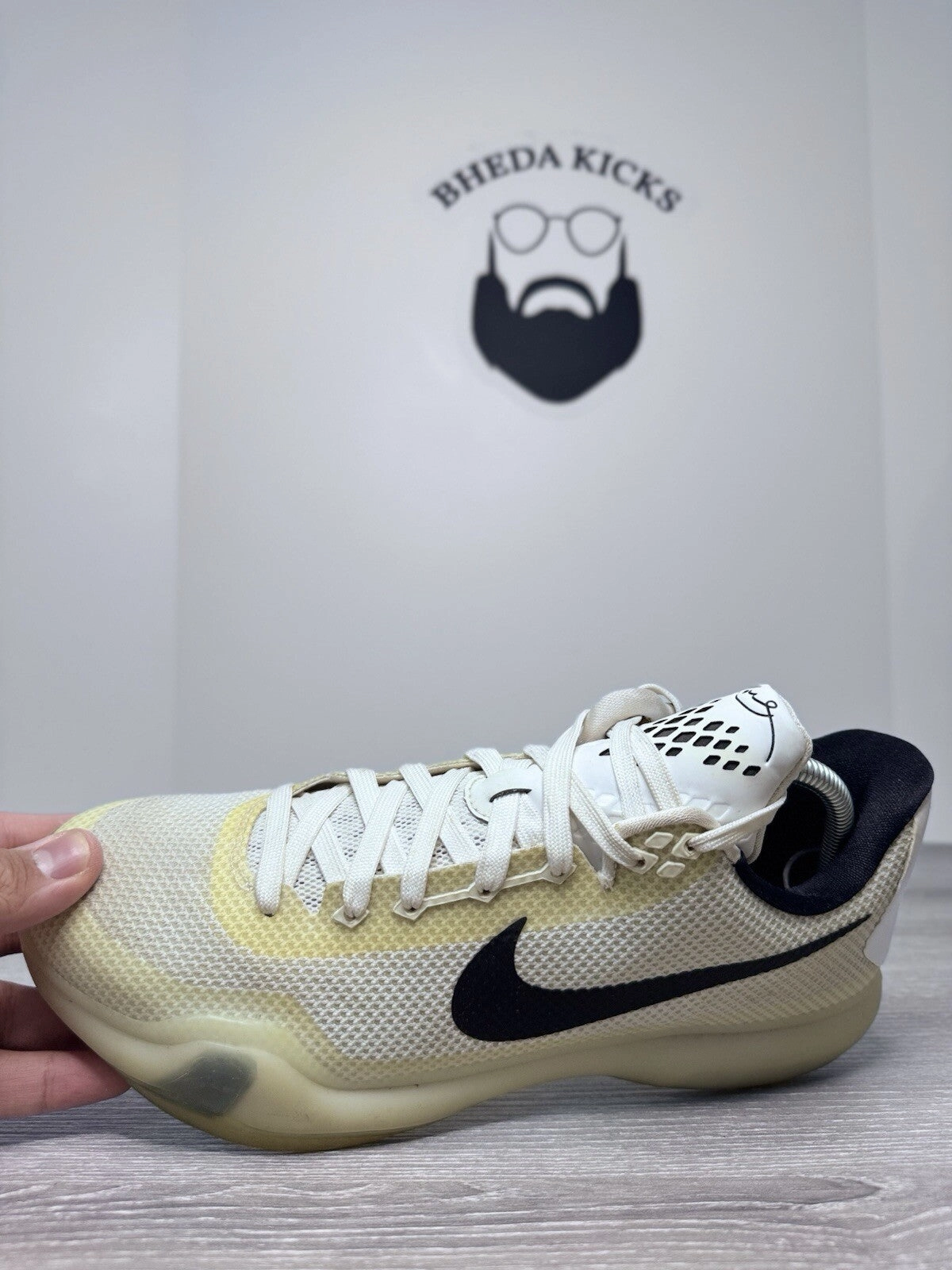 Asics Running Shoes Size 9.5 Size 9.5 - Nike Kobe 10 Fundamentals 2015 705317-100 Preowned Authentic