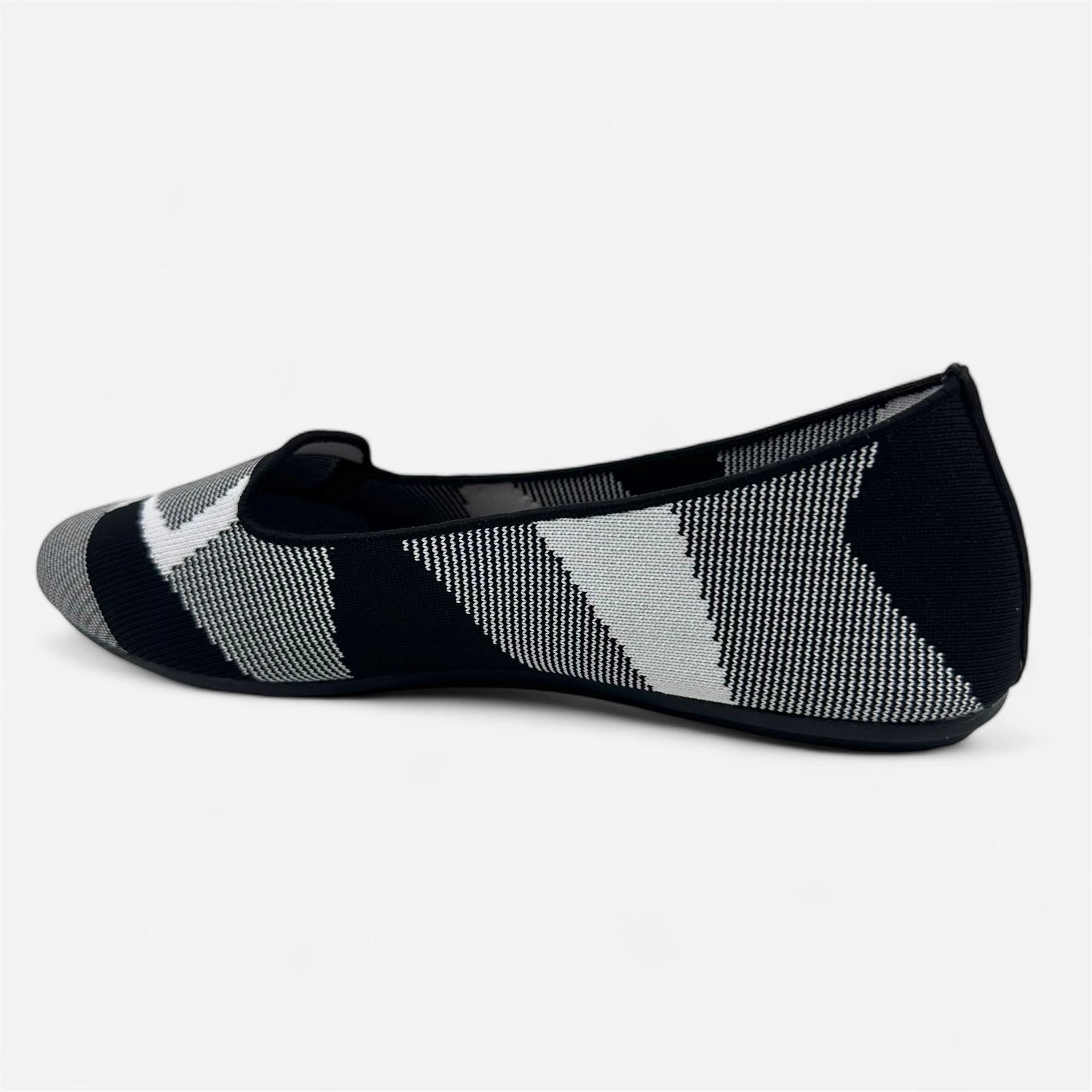 Skechers Cleo 2.0 Lady Sherlock Black White Womens Casual Stretch Fit Flat Best Shoes To Fix Flat Feet