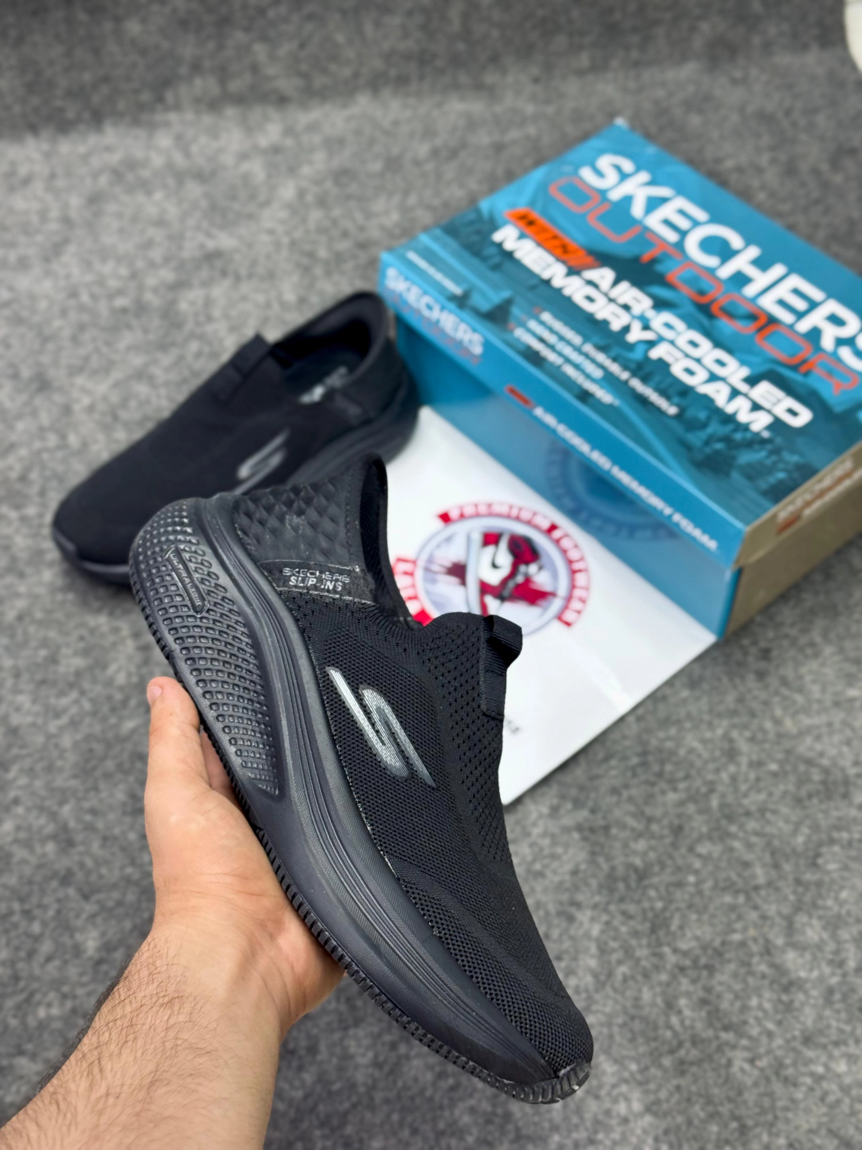 Pegasus Running Shoe Skechers Slip-ins: Max Cushioning Full Black Comfort & Air-Cooled Cushioning | Best Walking