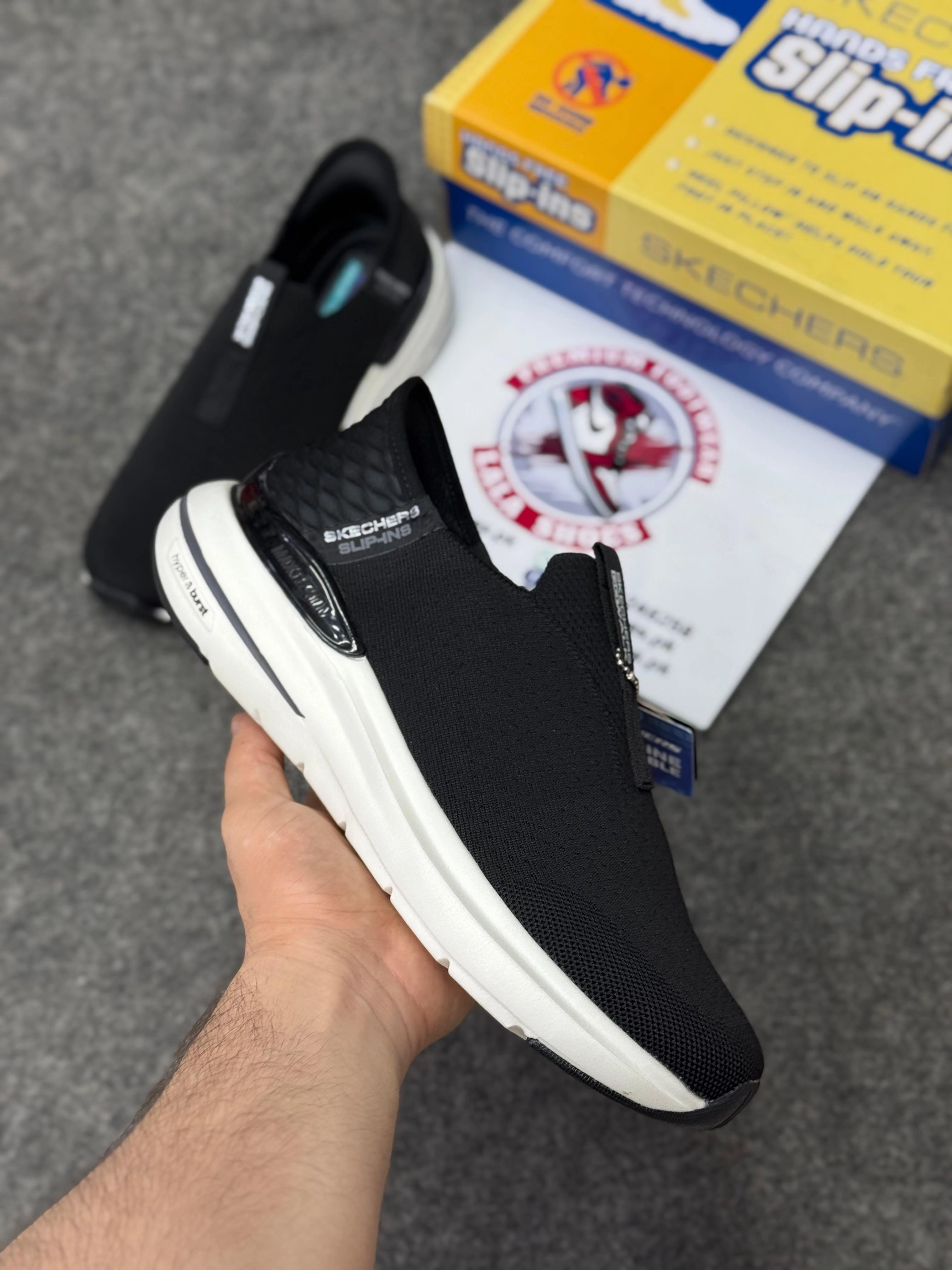 Skechers Slip-ins: Max Cushioning Hyper Burst Black white, Air-Cooled Memory Foam No Tie Running Shoes