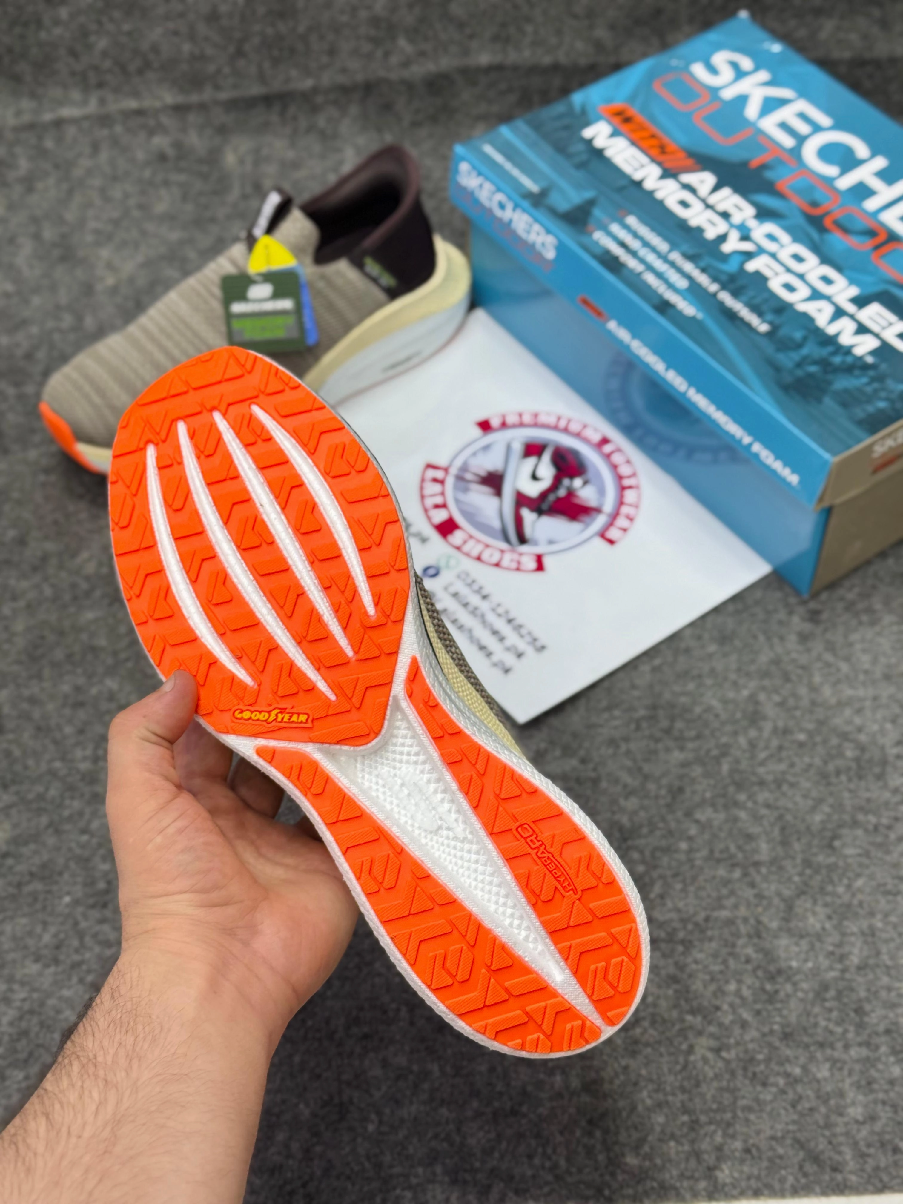 High Arch Running Shoes Skechers Slip-ins: Max Cushioning Hyper Burst Brown khaki Lightweight, Air-Cooled Memory Foam