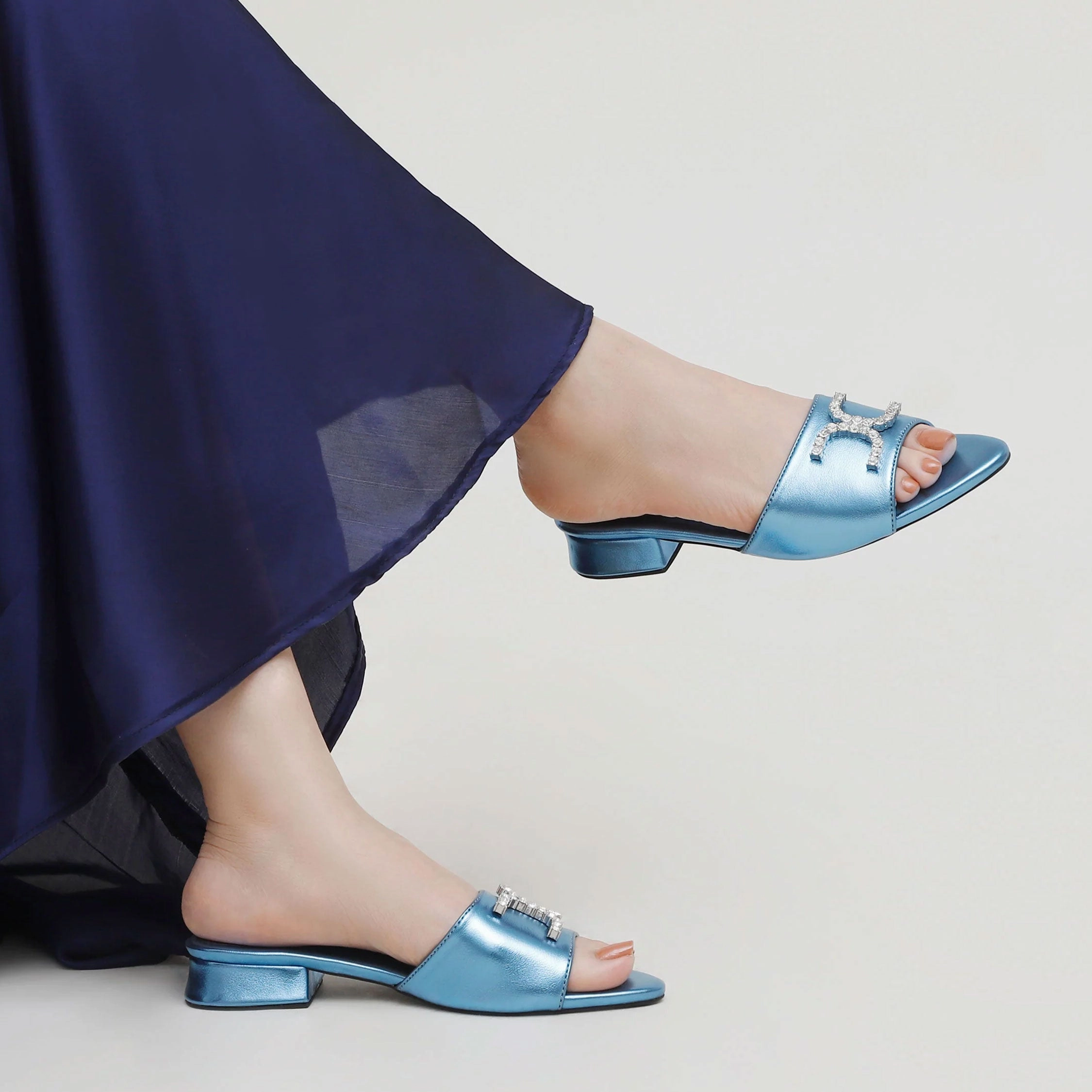 MW2026-SAPPHIRE Flat Shoe Paint