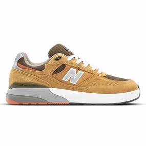New Balance 933 Andrew Reynolds - (Wheat) New Balance 327 Sea Salt White