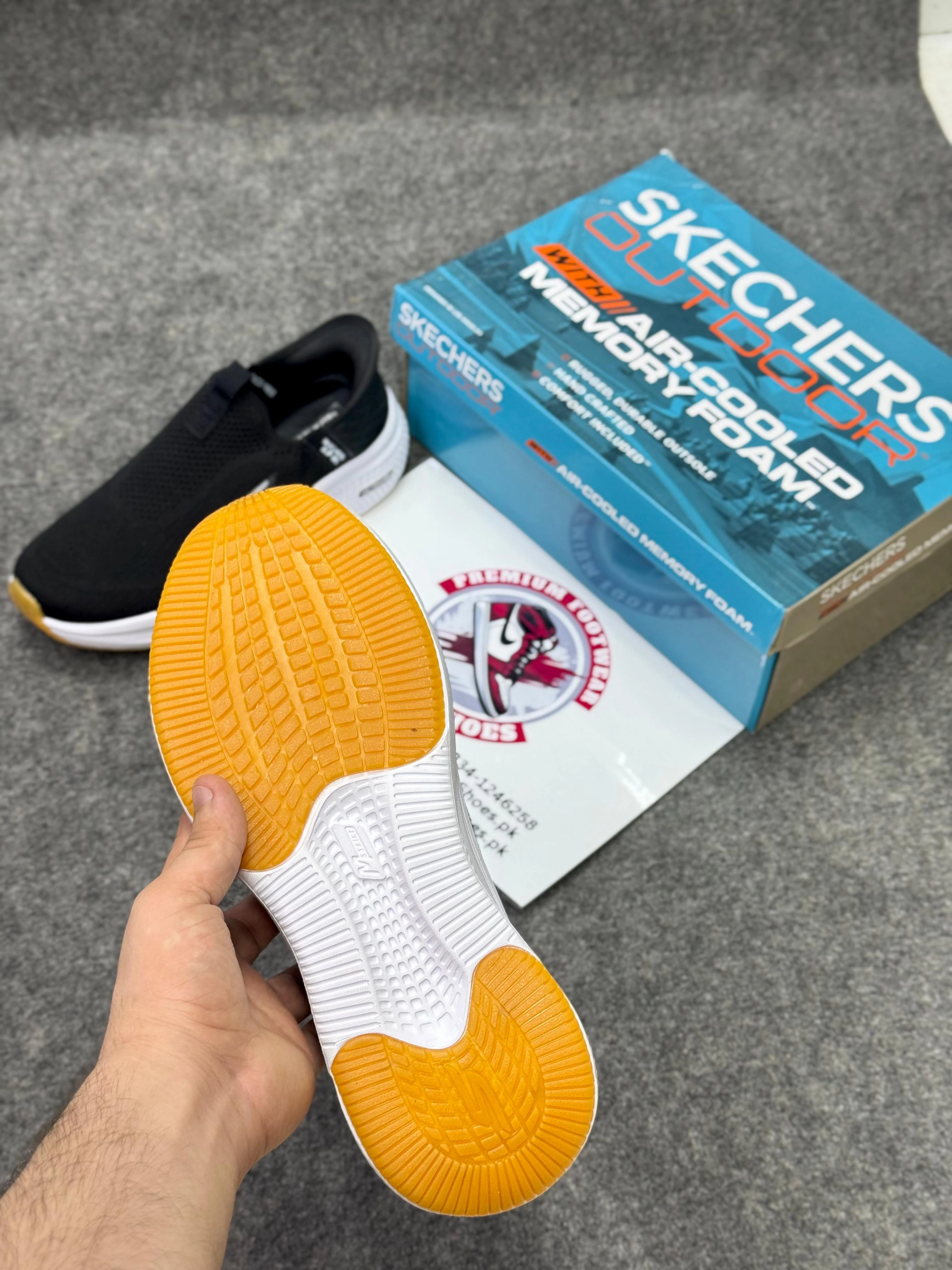 Best Shoes Running Shoes For Flat Feet Skechers Slip-ins: Max Cushioning Black white Comfort & Air-Cooled Cushioning | Best Walking