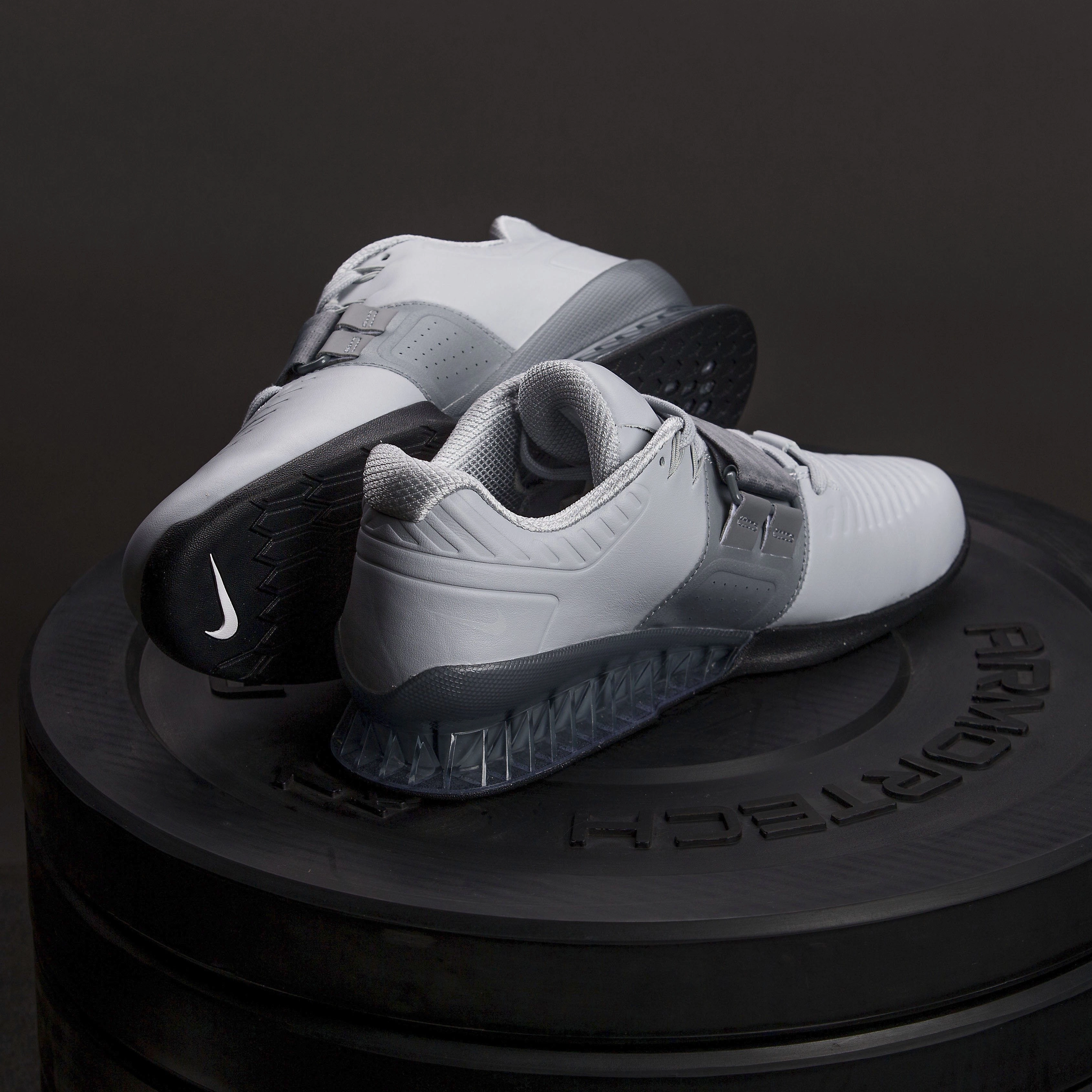 Nike - Romaleos 3 XD Men's Weightlifting Shoes (Wolf Grey/Cool Grey) Asics Drip Shoes