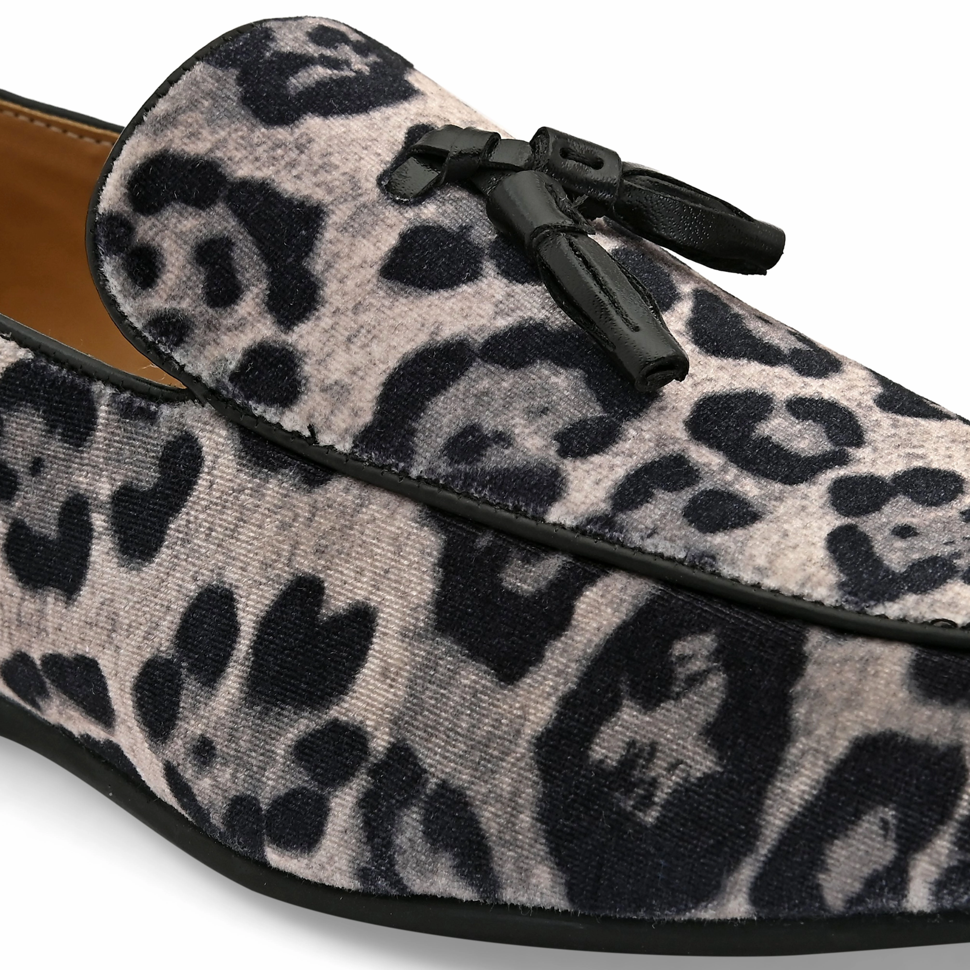 Heydude Loafers Cheetah Black Tassel Loafers