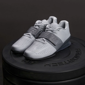 Nike - Romaleos 3 XD Women's Weightlifting Shoes (Wolf Grey/Cool Grey) Asics Deadlift Shoes