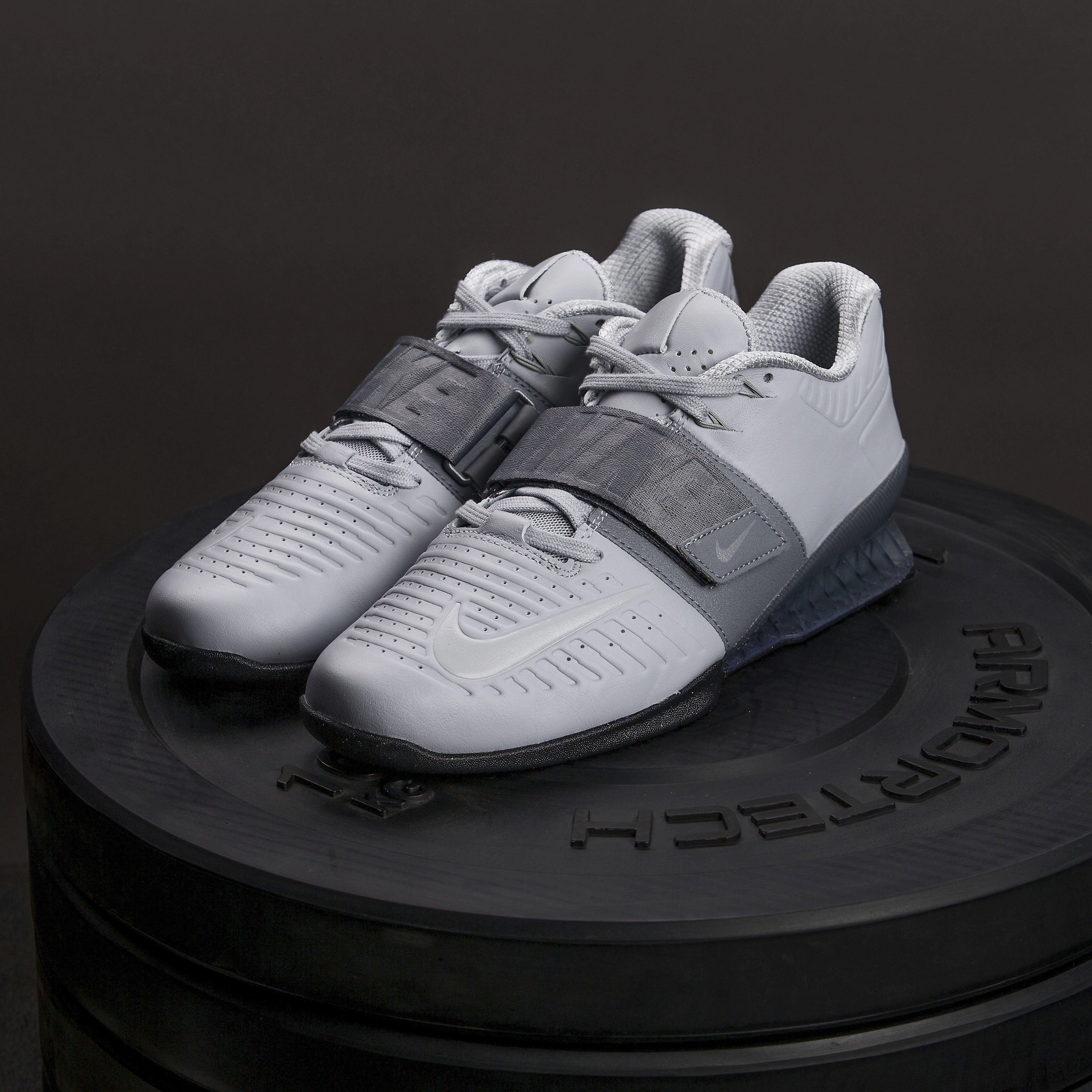Nike - Romaleos 3 XD Women's Weightlifting Shoes (Wolf Grey/Cool Grey) Asics Dynawall Shoes