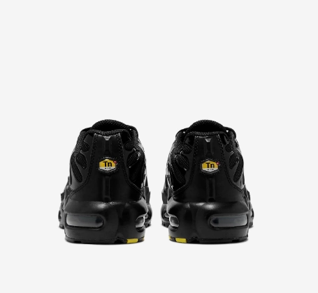 Nike Air Max Plus Junior "Full black" Asics Jolt 4 Wide Running Shoe