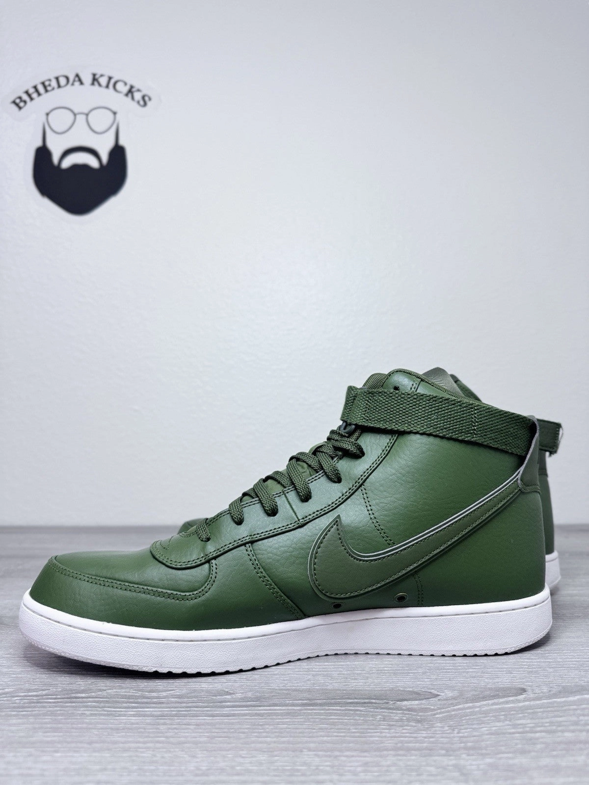 Asics Gel-excite 7 Running Shoes Size 15 - Nike Vandal Supreme Leather High Legion Green AH8518-300 Preowned