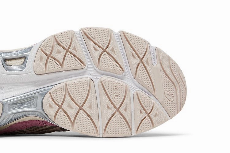 Asics Gel Sendai 3 Running Shoe ASICS Gel-NYC Cream Mineral Beige Pink