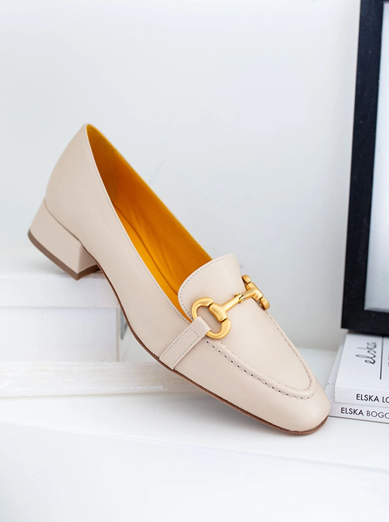 Gilda beige Best Socks For Loafers