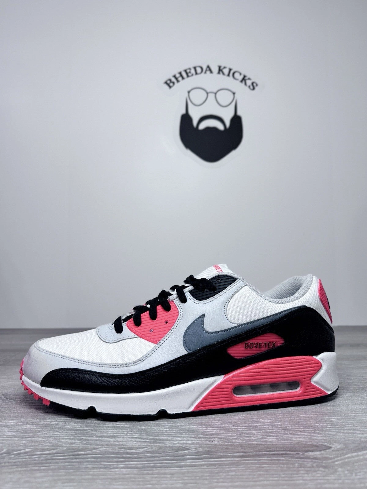 Size 14 - Nike Air Max 90 GoreTex Infrared Mens FD5810-101 Preowned Difference Between Asics Shoes