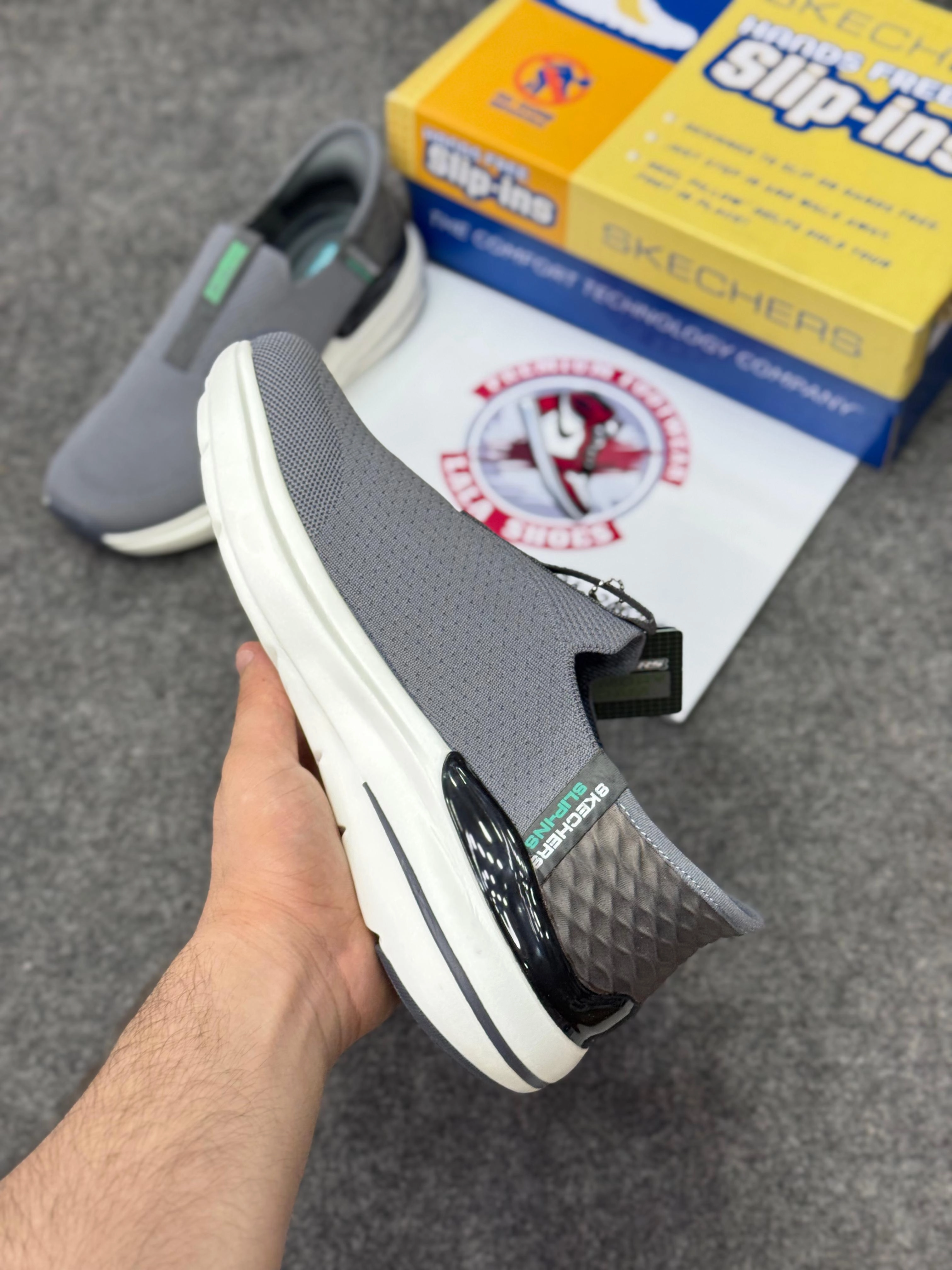 Skechers Slip-ins: Max Cushioning Hyper Burst Grey white, Air-Cooled Memory Foam Roshe Running Shoes