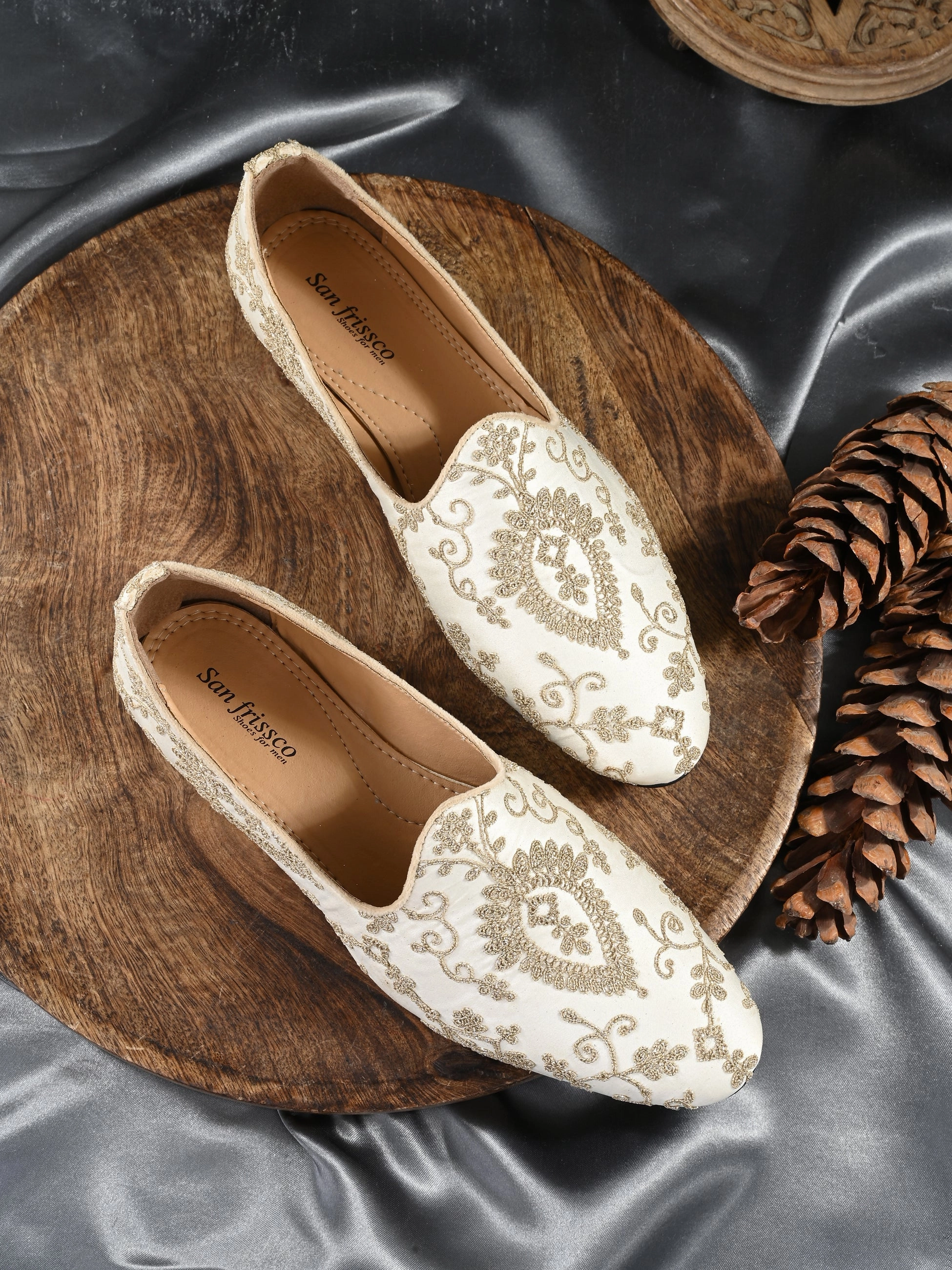 Waris Beige-Gold Mojaris Air Force 1 Low Jewel Casual Shoes