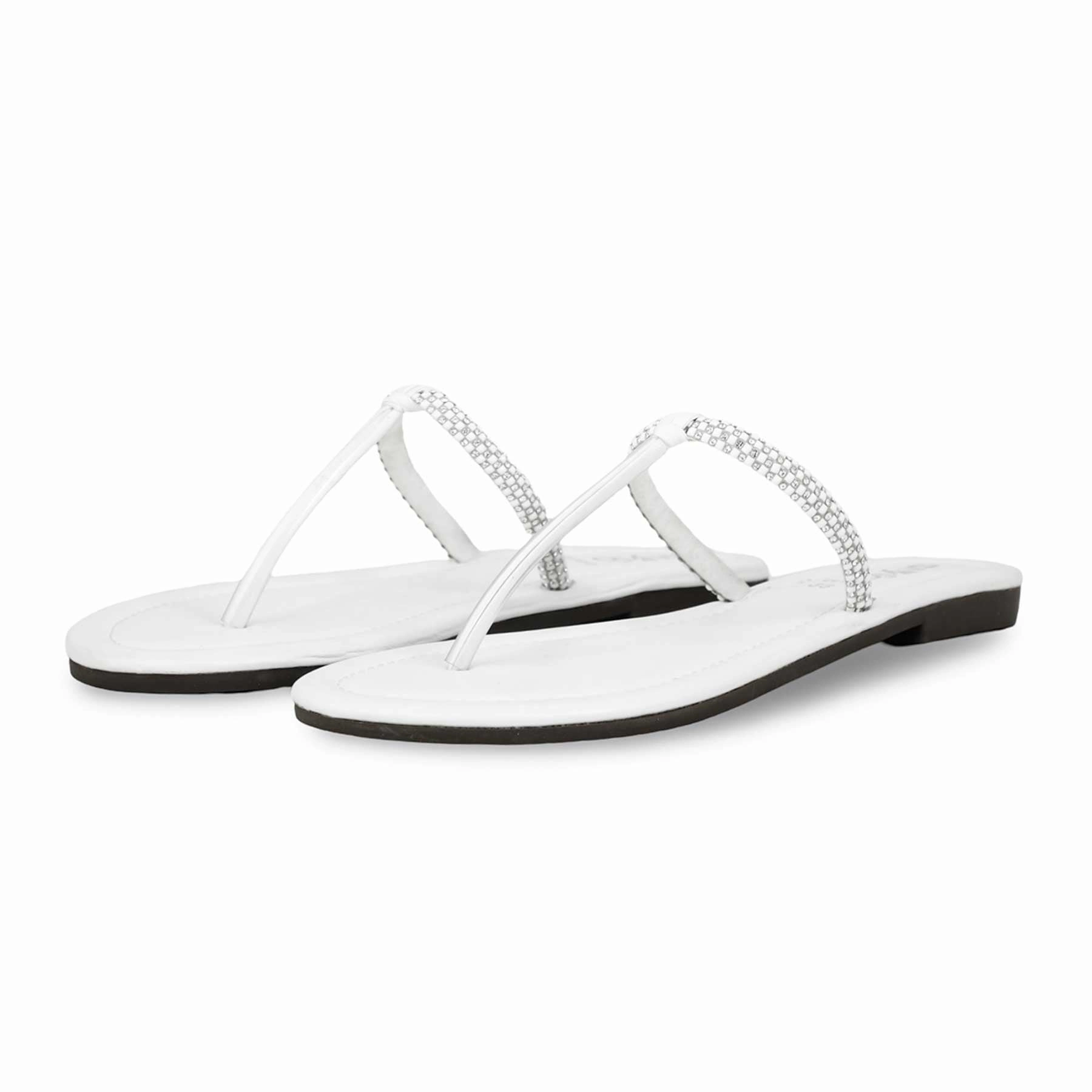 Casual Holiday Shoes White Casual Chappal CL1891