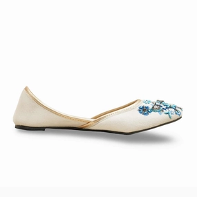 Flat Comfortable Shoes White Fancy Khusa EC8585