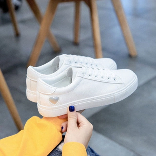 Shoe Land Flats Women Canvas Shoes Women Casual Flats Heart Lace-up Fashion Ladies Spring/Autumn Shoes designer White Sneakers EUR Size 36-42